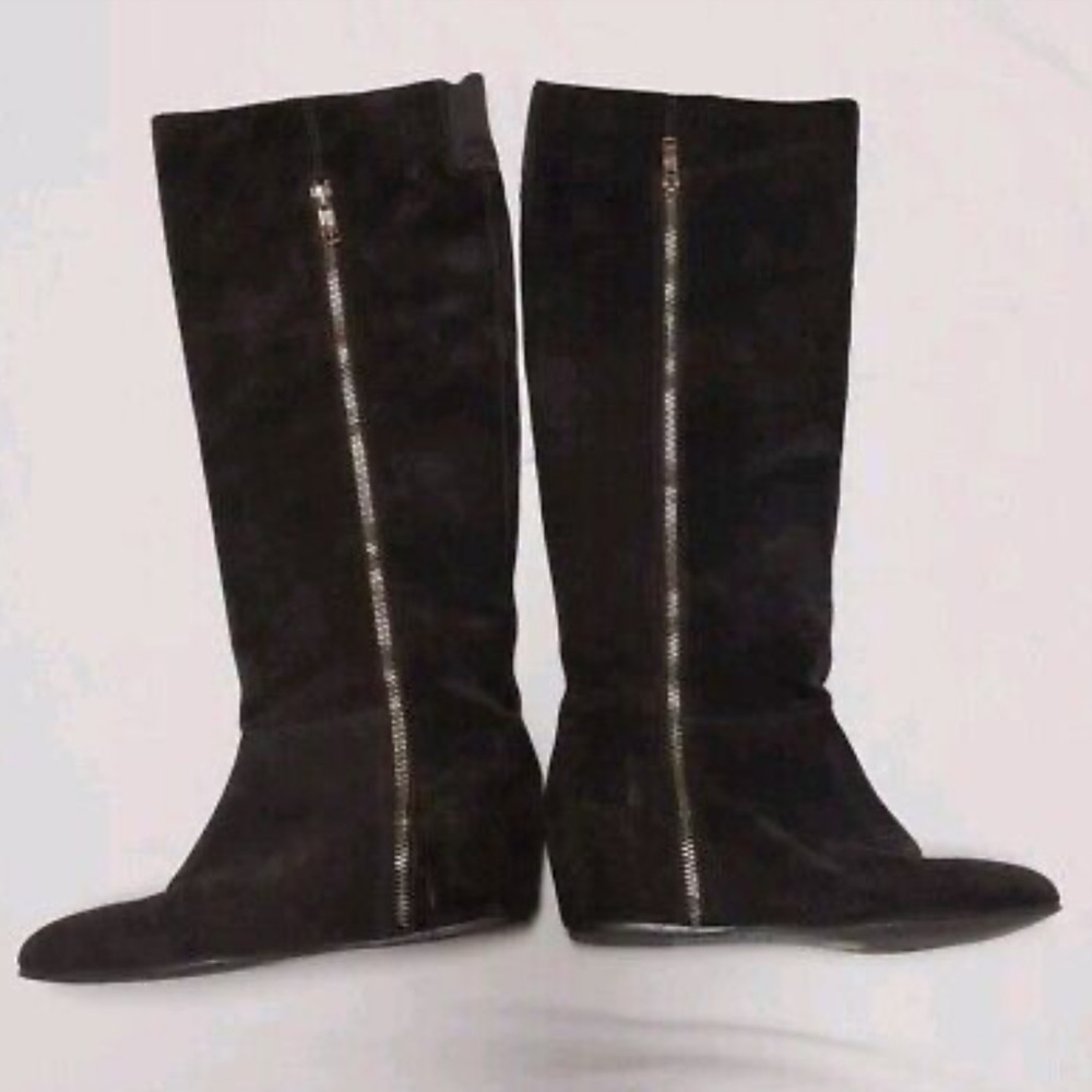 BCBG generation black suede knee high Women's Boots size 6.5